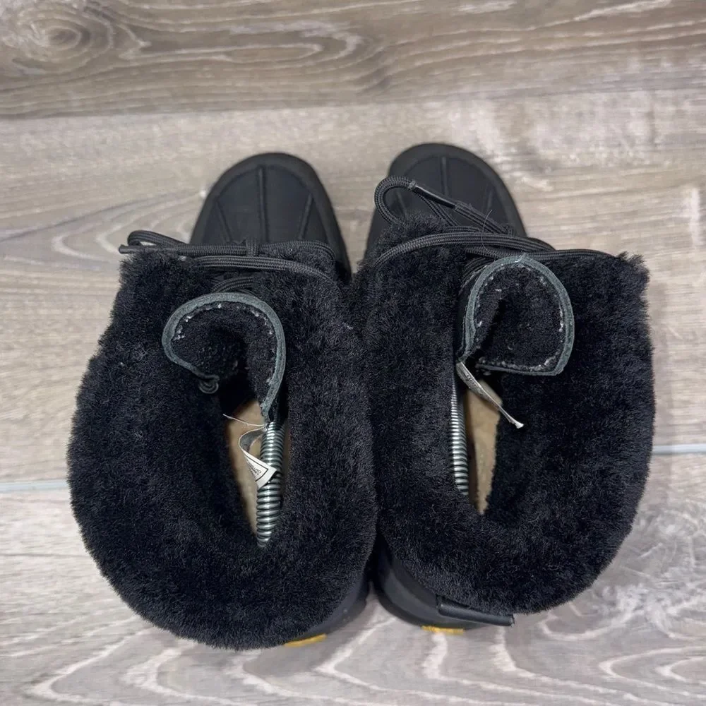 Ugg Butte Little Kid Sz 3 Black Suede Warm Waterproof Shearling Vibram Snow Boot